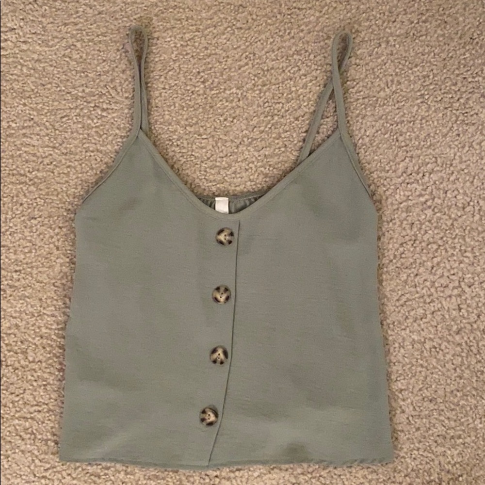 Crop green tank with leopard print buttons
